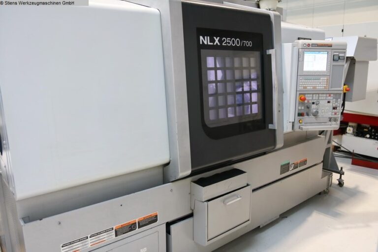 DMG MORI NLX 2500 SY / 700