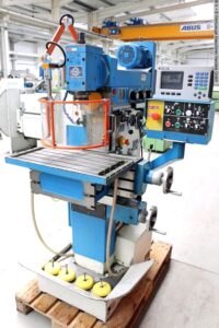 UWF 220