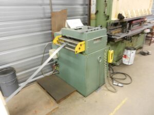 Dimeco 1675/D straightener with CNC feed systemStocknummer: O.09 16267Hauptkategorie: [O] Abkantpressen, Walzmaschinen, Richtmaschinen, Lasermaschinen und Brennschneidmaschinen, Stanzmaschinen & ProfilierungsanlagenUnterkategorie: [O.09] Richtmaschinen fur aufwickelhaspelnMarkenname: Dimeco » Fragen Sie ein individuelles Angebot