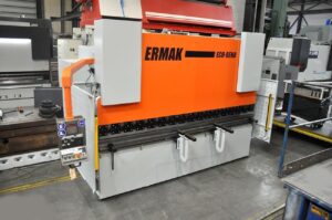 Eco-Bend 200 ton x 3600 mm CNCStocknummer: O.01 12827Hauptkategorie: [O] Abkantpressen, Walzmaschinen, Richtmaschinen, Lasermaschinen und Brennschneidmaschinen, Stanzmaschinen & ProfilierungsanlagenUnterkategorie: [O.01] Hydraulische AbkantpressenMarkenname: Ermak » Fragen Sie ein individuelles Angebot