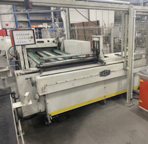 1150 x 3 mm one pass rollingStocknummer: O.06 13078Hauptkategorie: [O] Abkantpressen, Walzmaschinen, Richtmaschinen, Lasermaschinen und Brennschneidmaschinen, Stanzmaschinen & ProfilierungsanlagenUnterkategorie: [O.06] RundbiegemaschinenMarkenname: Fasti Schröder » Fragen Sie ein individuelles Angebot