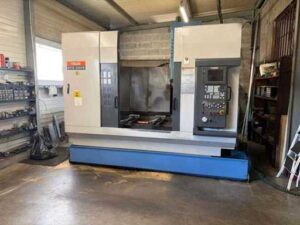 - VTC-200B - CNC-Bearbeitungszentren