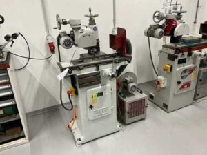 - HS1 - Werkzeugschleifmaschine