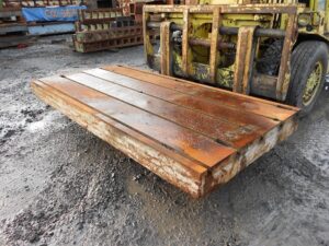 1490 x 3040 x 220 mmStocknummer: T.06 7597Hauptkategorie: [T] Abwickelmaschinen, Richtmaschinen, Verlashplatten & SchweissapparatenUnterkategorie: [T.06] Schweisstische & -plattenMarkenname: Floorplate » Fragen Sie ein individuelles Angebot