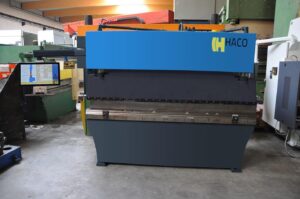 PPES 60 ton x 3100 mm CNCStocknummer: O.01 7341Hauptkategorie: [O] Abkantpressen, Walzmaschinen, Richtmaschinen, Lasermaschinen und Brennschneidmaschinen, Stanzmaschinen & ProfilierungsanlagenUnterkategorie: [O.01] Hydraulische AbkantpressenMarkenname: Haco » Fragen Sie ein individuelles Angebot