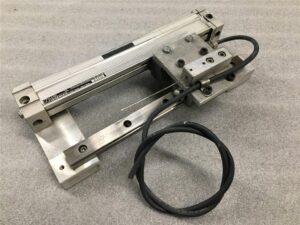 ruler LS 623 ML 170 mm 336974-4HStocknummer: ZZ.26 15225Hauptkategorie: [ZZ] Elektronische TeileUnterkategorie: [ZZ.26] HeidenhainMarkenname: Heidenhain » Fragen Sie ein individuelles Angebot