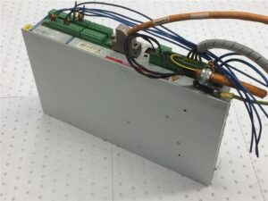 DKCO1.1-04D-7-FW (5)-ECODRIVE AC-Servo ControllerStocknummer: ZZ.27 13447Hauptkategorie: [ZZ] Elektronische TeileUnterkategorie: [ZZ.27] IndramatMarkenname: Indramat » Fragen Sie ein individuelles Angebot
