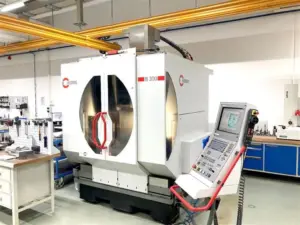 5-Achsen Bearbeitungszentrum B300U