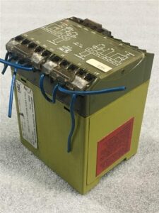P2HZ/3 Safety relais 474 360Stocknummer: ZZ.49 15227Hauptkategorie: [ZZ] Elektronische TeileUnterkategorie: [ZZ.49] VariousMarkenname: Pilz » Fragen Sie ein individuelles Angebot
