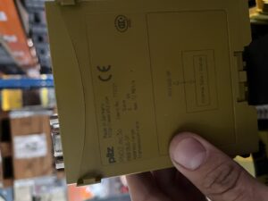PNOZ mc3p 773721Stocknummer: ZZ.49 15861Hauptkategorie: [ZZ] Elektronische TeileUnterkategorie: [ZZ.49] VariousMarkenname: Pilz » Fragen Sie ein individuelles Angebot