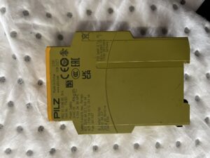 PNOZ X2 774303Stocknummer: ZZ.49 15862Hauptkategorie: [ZZ] Elektronische TeileUnterkategorie: [ZZ.49] VariousMarkenname: Pilz » Fragen Sie ein individuelles Angebot