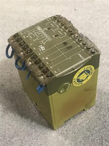 Sfety rellais 474695 PNOZ 3SStocknummer: ZZ.49 15166Hauptkategorie: [ZZ] Elektronische TeileUnterkategorie: [ZZ.49] VariousMarkenname: Pilz » Fragen Sie ein individuelles Angebot