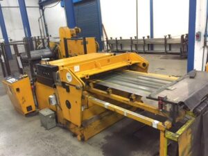 decoil/cut to length 1500 x 2 mm CNCStocknummer: O.27 9578Hauptkategorie: [O] Abkantpressen, Walzmaschinen, Richtmaschinen, Lasermaschinen und Brennschneidmaschinen, Stanzmaschinen & ProfilierungsanlagenUnterkategorie: [O.27] Abwickel- + / oder ProfielstrassenMarkenname: Ras » Fragen Sie ein individuelles Angebot