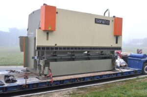 CNCL 300 ton x 5100 mm CNCStocknummer: O.01 12488Hauptkategorie: [O] Abkantpressen, Walzmaschinen, Richtmaschinen, Lasermaschinen und Brennschneidmaschinen, Stanzmaschinen & ProfilierungsanlagenUnterkategorie: [O.01] Hydraulische AbkantpressenMarkenname: Safan » Fragen Sie ein individuelles Angebot