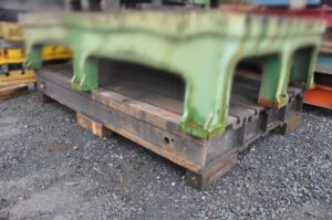 3240 x 2120 x 350 mmStocknummer: T.06 10172Hauptkategorie: [T] Abwickelmaschinen, Richtmaschinen, Verlashplatten & SchweissapparatenUnterkategorie: [T.06] Schweisstische & -plattenMarkenname: T-slot Table » Fragen Sie ein individuelles Angebot