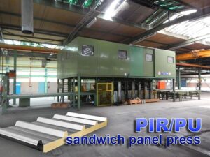 600 ton sandwich panelpressStocknummer: U.10 9442Hauptkategorie: [U] Spritzgussmaschinen, GiessereienUnterkategorie: [U.10] Druckgusspresses & Induction FurnacesMarkenname: Wemhörner VSF » Fragen Sie ein individuelles Angebot