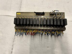 WEB 16 Fach Flachband PlusschaltendStocknummer: ZZ.49 15374Hauptkategorie: [ZZ] Elektronische TeileUnterkategorie: [ZZ.49] VariousMarkenname: Wieland Bamberg » Fragen Sie ein individuelles Angebot