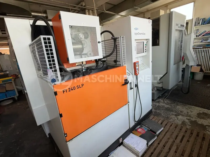 GF AGIE CHARMILLES ROBOFILL 240 SLP Drahterodiermaschine