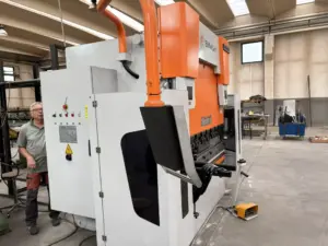 POWER-BEND USATA - Comaf Home Azienda Macchine lavorazione la